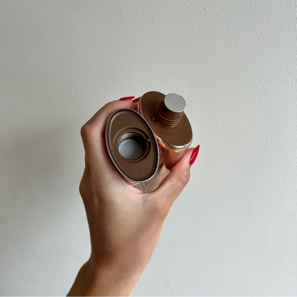 JLO BEAUTY That Hit Single Gel Cream Cleanser 5fl.oz (150mL) - Picture 3 of 4